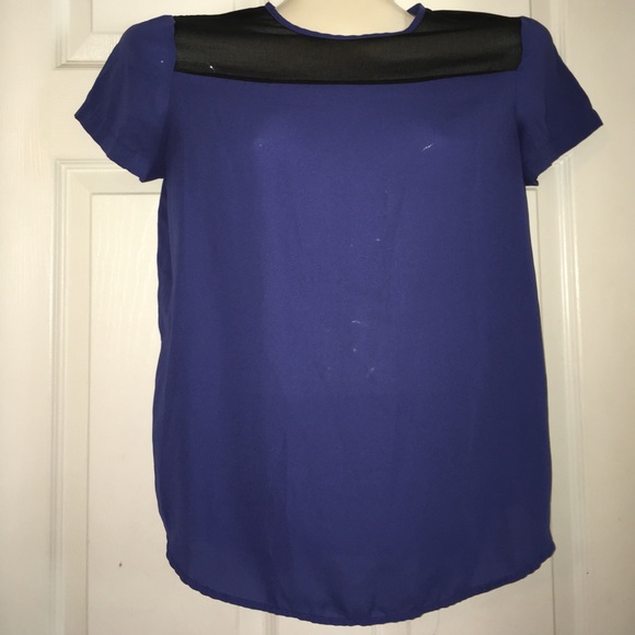 Black and Blue Top - Picture 1 of 4